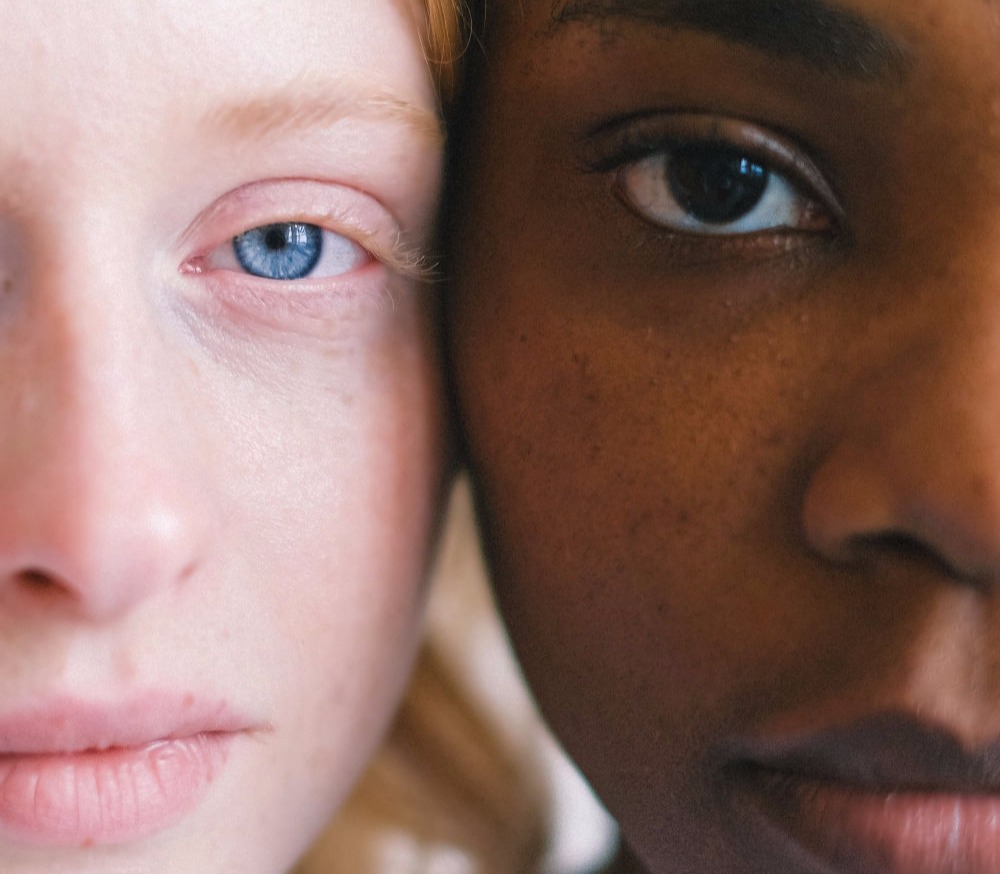 image of two children faces